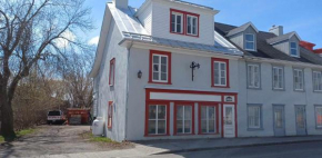 Le 650 - Family House Quebec